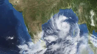 कैसे रखा जाता है चक्रवाती तूफानों का नाम