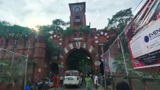 Munger Fort Moat Development: मुंगेर के ऐतिहासिक किला का मुख्य प्रवेश द्वार।