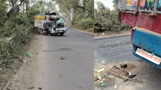 गंगटा थाना क्षेत्र स्थित घटनास्थल दुर्घटनाग्रस्त पिकअप वाहन।