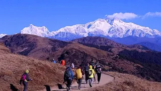 दार्जिलिंग में संदकफू की चढ़ाई से पहले सेहत की होगी जांच।