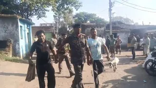 पुलिस की हिरासत में एक