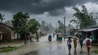 'अर्नब' तूफान से भोजपुर में बदला मौसम, 2 दिन झमाझम बारिश का अलर्ट जारी (AI Generated Image)