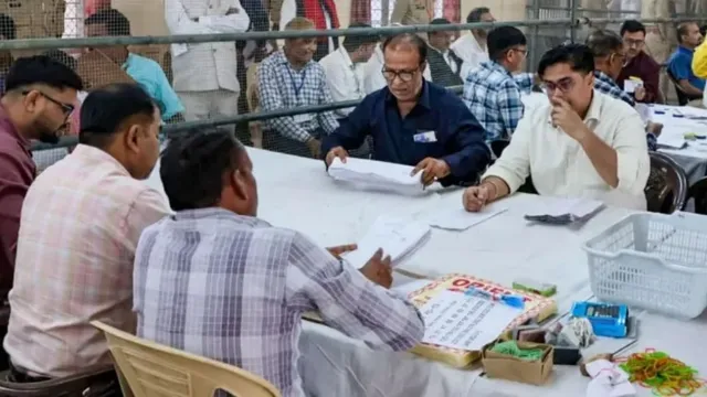 एमएलसी चुनाव में कांग्रेस को झटका, कर्नाटक में सूपड़ा साफ; यूपी-बिहार में BJP-SP और RJD प्रत्याशियों का क्या हाल?