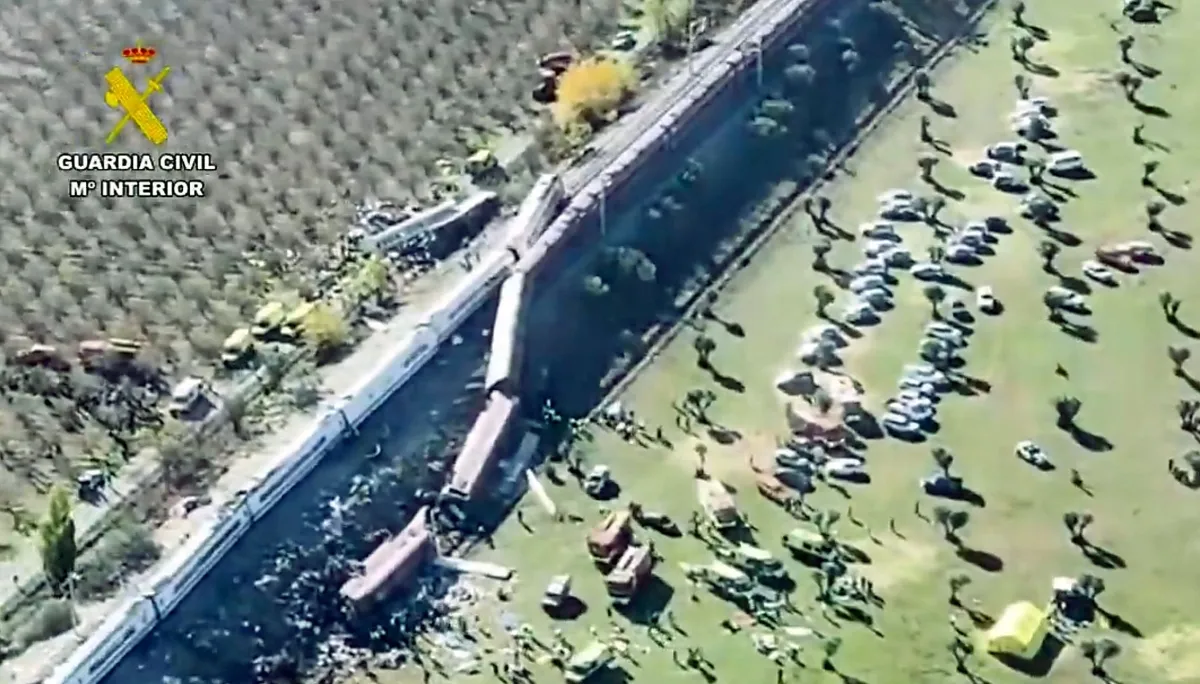Spain train collision (2)
