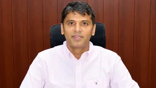 हरियाणा में IAS अफसरों की कमी बढ़ी, राहुल हुड्डा केंद्र में प्रतिनियुक्त।