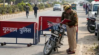 गुरुग्राम यातायात पुलिस ने पकड़ी दिल्ली से चोरी हुई बाइक (एआई जेनरेटेड इमेज)