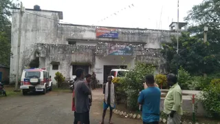 कुल्हाड़ी से काटकर पत्नी की हत्या