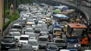 दिल्ली को ट्रैफिक जाम से राहत दिलाने की तैयारी। फोटो: आर्काइव