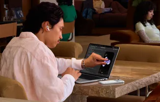 MacBook Pro PROLED XDR को लॉन्च कर दिया गया है।