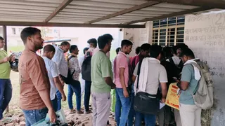 वीर कुंवर सिंह विश्वविद्यालय में मूल प्रमाणपत्रों का इंतजार, टीआरई-4 आवेदन में बाधा