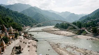 प्रतीकात्मक प्रस्तुतीकरण के लिए तस्वीर को एआई टूल की मदद से बनाया गया है।