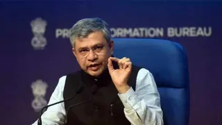 अश्विनी वैष्णव ने चर्चा के लिए संपादकों को किया आमंत्रित (फोटो- एएनआई)