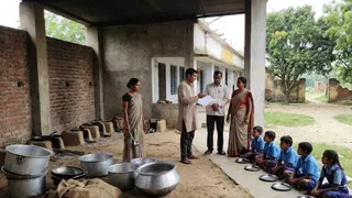 समस्तीपुर में ठप हो सकता है मिड-डे-मील (एआई जेनरेटेड तस्वीर)