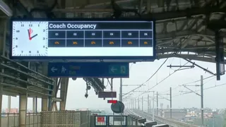 दिल्ली मेट्रो के पिंक लाइन पर रियल-टाइम कोच ऑक्यूपेंसी। फोटो-जागरण