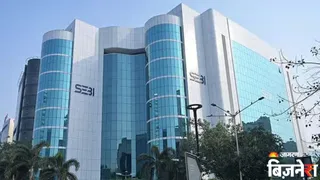 SEBI ने उठाया बड़ा कदम! म्यूचुअल फंड में 'डायरेक्ट प्लान' को बनाया गया डिफॉल्ट, निवेशकों को होगा फायदा