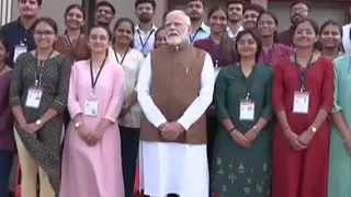 पीएम मोदी के गुजरात दौरे पर लगे 'मोदी नहीं जाएंगे' के नारे
