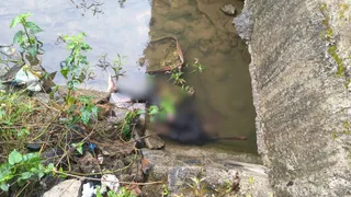 पुल के नीचे मिला युवक का शव