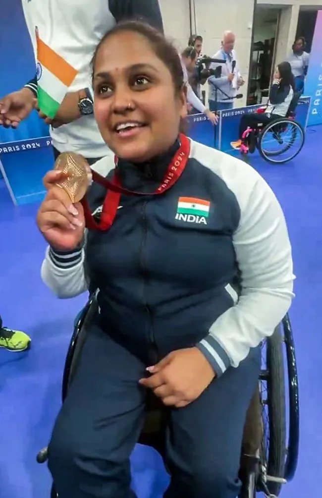 mona agarwal