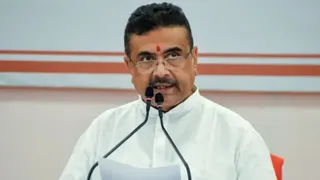 शुभेंदु अधिकारी के जनता दरबार में एसिड पीड़िता ने मांगी सुरक्षा