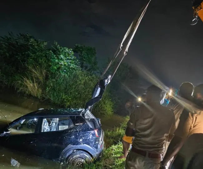 Banka Family Tragedy 3 Dead in Delhi Mumbai Expressway Accident (2)