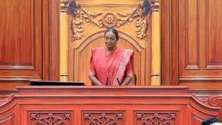 देश की पहली महिला लोकसभा अध्यक्ष रहीं मीरा कुमार।