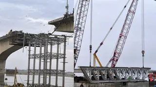 Vikramshila Setu Rehabilitation Bhagalpur: विक्रमशिला सेतु पर स्टील गर्डर लांचिंग शुरू