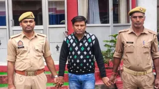आजमगढ़ में फर्जी नियुक्ति आदेश जारी करने वाला होमगार्ड रनर रितेश मणि त्रिपाठी गिरफ्तार।