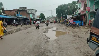 दोहरीघाट से मधुबन जाने वाला मार्ग