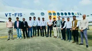 भारतीय विमानपत्तन प्राधिकरण (एएआई) की फ्लाइट इंस्पेक्शन यूनिट ने रांची एयरपोर्ट पर की जांच। (जागरण)