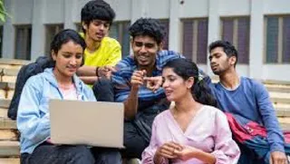 बाहर से आने वाले उम्मीदवारों की सुविधा के लिए दो पंचायत भवनों में ठहरने की व्यवस्था भी की गई है।