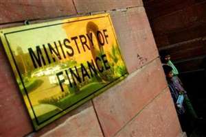 Budget 2019: बजट से शिक्षा और स्वास्थ्य क्षेत्र को हैं ये उम्मीदें