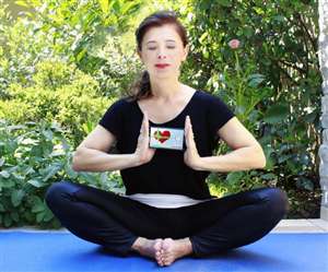 इन 3 ऐप के साथ बिना किसी ट्रेनर के भी सीख सकते हैं योग