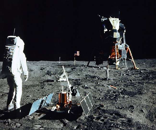 झूठी थी अमेरिका के Mission Moon की कहानी, आज भी सवालों के घेरे में Apollo 11!