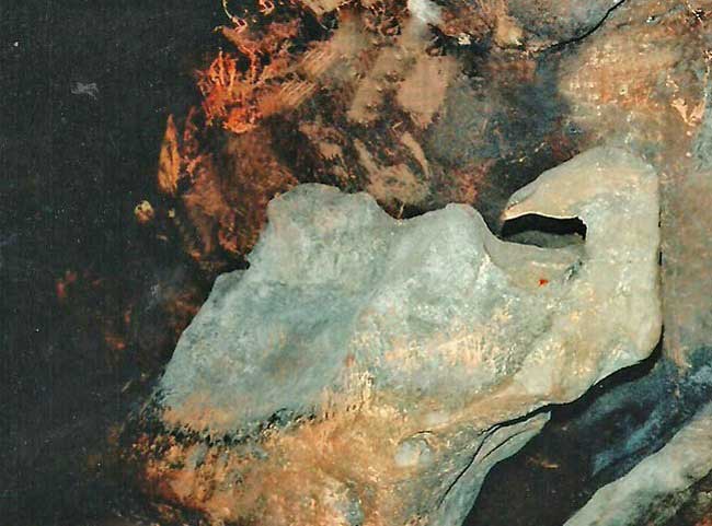 इस गुफा में छिपा है दुनिया के खत्म होने का रहस्य, देखें तस्वीरें