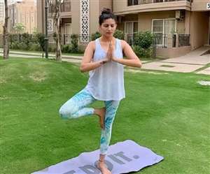 योग दिवस पर Sapna Choudhary ने किया अपना फेवरेट आसन, शेयर की फोटो