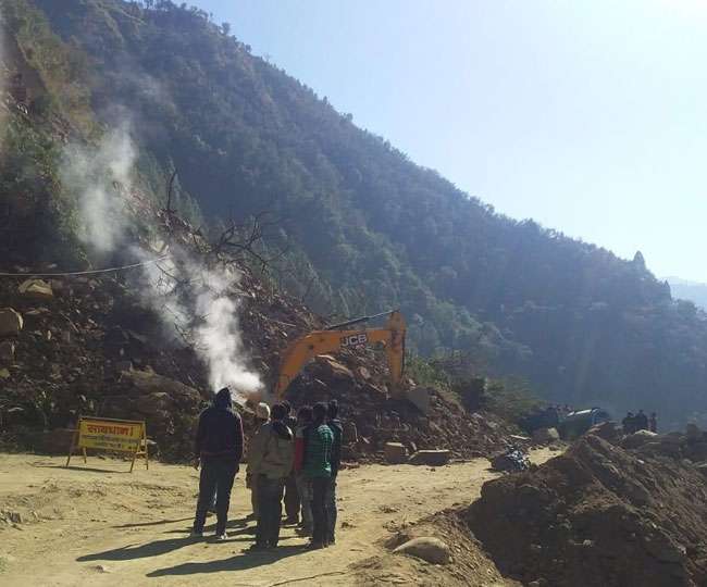 केदारनाथ हाईवे पर भूस्‍खलन, सात मजदूरों की मौत; कई के दबने की आशंका