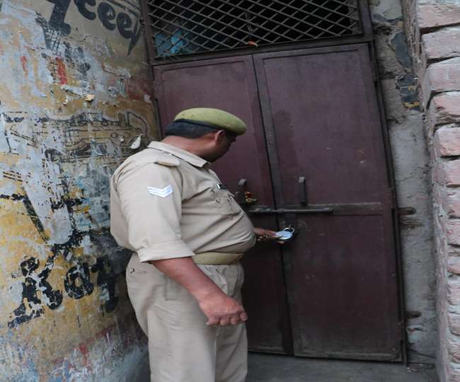 रेड लाइट एरिया : यहां थ्री-बीएचके फ्लैट से महंगा है कमरे का एक माह का किराया