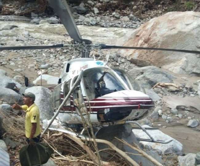 पहाड़ की घाटियों में सुरक्षित नहीं है एयर स्पेस, केवल अनुमान के हिसाब से उड़ते हेलीकॉप्‍टर