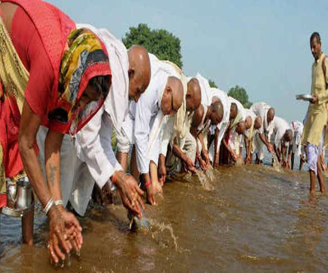 जानिए आखिर बिहार के गया में ही क्यों होता है पिंडदान और मिलता है मोक्ष -