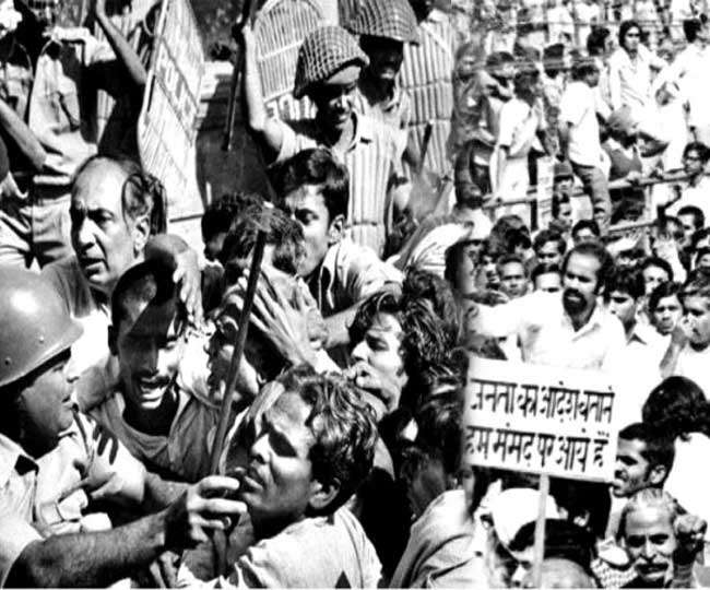 Why did Indira Gandhi declare emergency in India Jagran ...