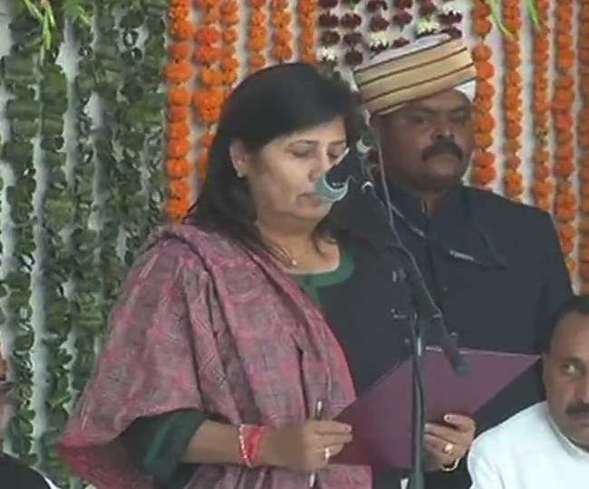 MP Cabinet: दॠमहिला, à¤à¤ à¤
लà¥à¤ªà¤¸à¤à¤à¥à¤¯à¤ à¤à¤° à¤à¤ निरà¥à¤¦à¤²à¥à¤¯ à¤à¥ बनाया मà¤à¤¤à¥à¤°à¥
