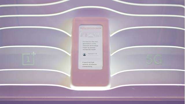 MWC 2019 मà¥à¤ OnePlus 5G सà¥à¤®à¤¾à¤°à¥à¤à¤«à¥à¤¨ à¤à¤¾ दिà¤à¤¾à¤¯à¤¾ First Look, दà¥à¤à¥à¤ à¤à¥à¤¸à¥ दिà¤à¤¤à¤¾ हॠफà¥à¤¨