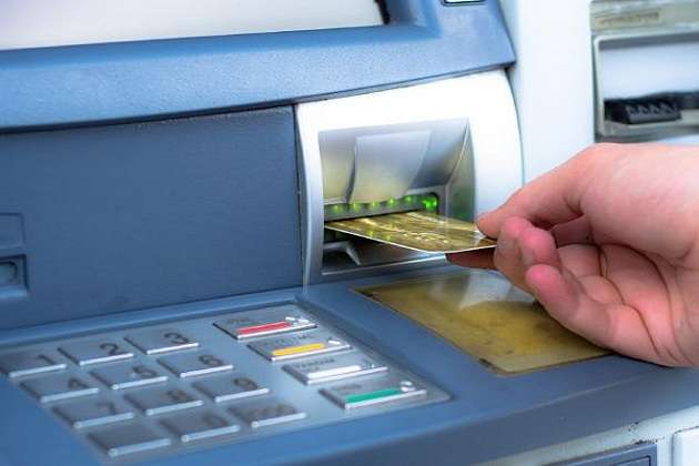 SBI à¤à¥à¤°à¤¾à¤¹à¤ à¤
ब à¤à¥à¤¦ तय à¤à¤° सà¤à¤¤à¥ हà¥à¤ à¤
पनॠडà¥à¤¬à¤¿à¤ à¤à¤¾à¤°à¥à¤¡ à¤à¥ लिमिà¤, à¤à¤¾à¤¨à¥à¤ à¤à¥à¤¸à¥