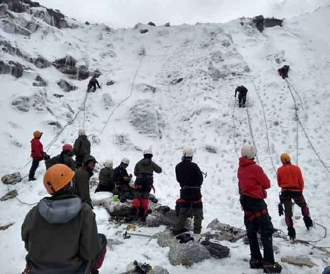 पहली बार भारतीय दल एक साथ एवरेस्ट की चार श्रृंखला का करेगा आरोहण