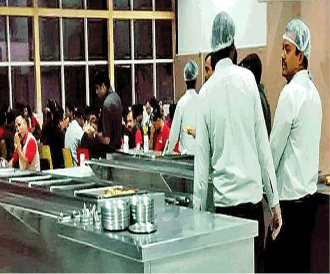 इस कैंटीन में महज 30 पैसे में भरपेट भोजन lunch only 30 paisa in tata