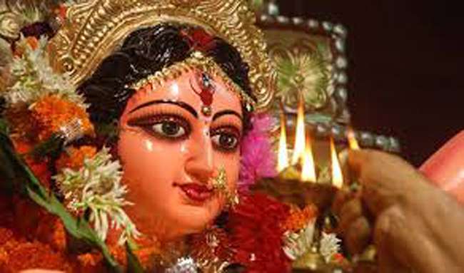 Worship Maa durgai on the first day of Navaratri