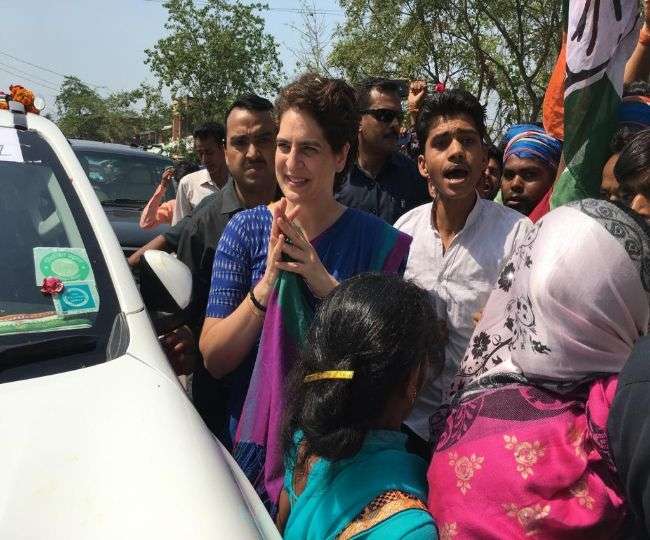 Priyanka Gandhi Amethi Visit LIVE: à¤à¤¾à¤à¤à¥à¤°à¥à¤¸ à¤®à¤¹à¤¾à¤¸à¤à¤¿à¤µ à¤à¥ à¤¬à¥à¤¥ à¤à¤¾à¤°à¥à¤¯à¤à¤°à¥à¤¤à¤¾à¤à¤ à¤à¥ à¤¸à¤¾à¤¥ à¤à¥à¤¨à¤¾à¤µà¥ à¤®à¥à¤à¤¿à¤à¤ à¤¶à¥à¤°à¥