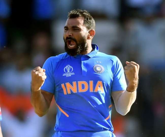 मोहम्मद शमी ने वर्ल्ड कप में रचा इतिहास, दुनिया के सभी गेंदबाजों को छोड़ा  पीछे - Mohammed Shami become 1st bowler to take fastest 25 wickets in World  Cup history
