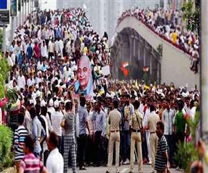 गुजरात विधानसभा चुनावः भाजपा-कांग्रेस ने पाटीदारों पर खेला सियासी दांव