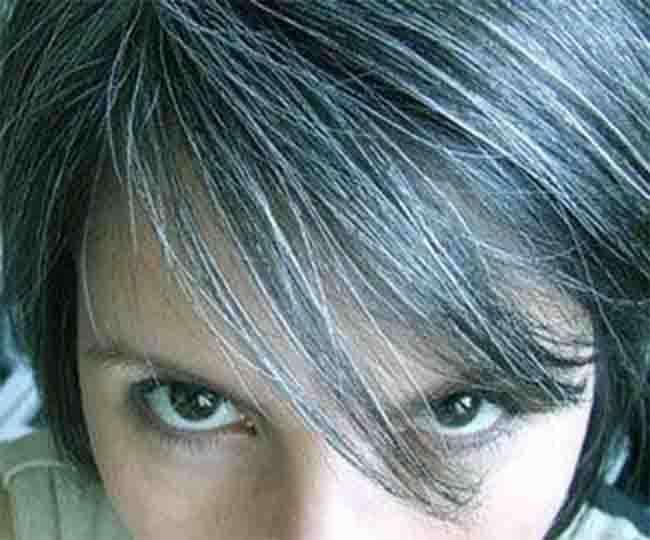 छोटे बच्चों में सफेद बालों के कारण और घरेलू उपचार